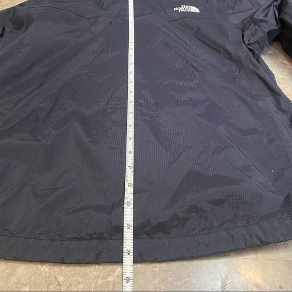 The North Face women’s black hyvent jacket size small - Picture 10 of 10